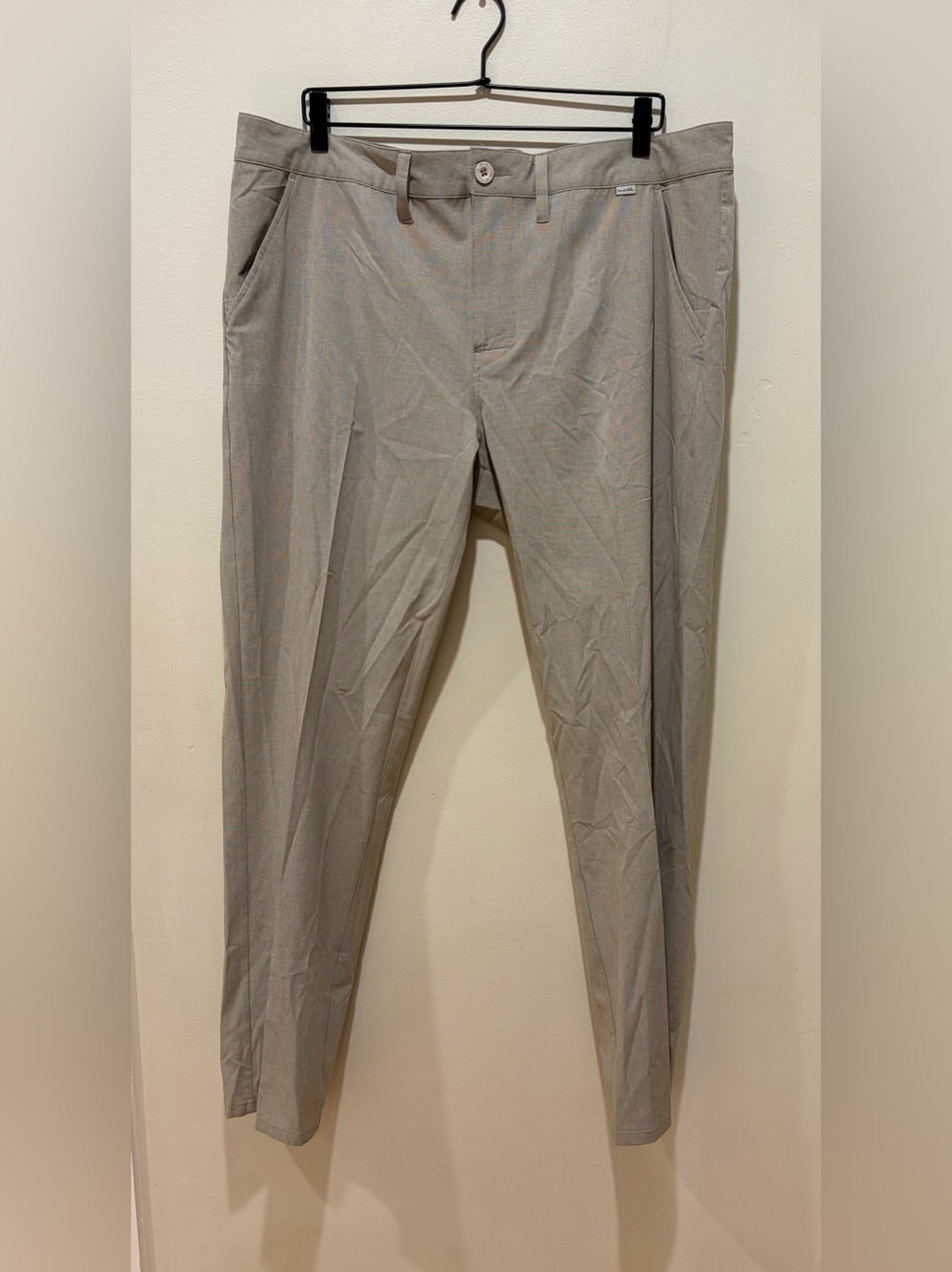Travis Mathew Lightweight Beige Grey Casual Dress Golf Pants - Men’s Size 38